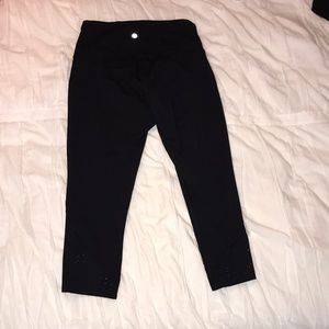 LULULEMON leggings capri length